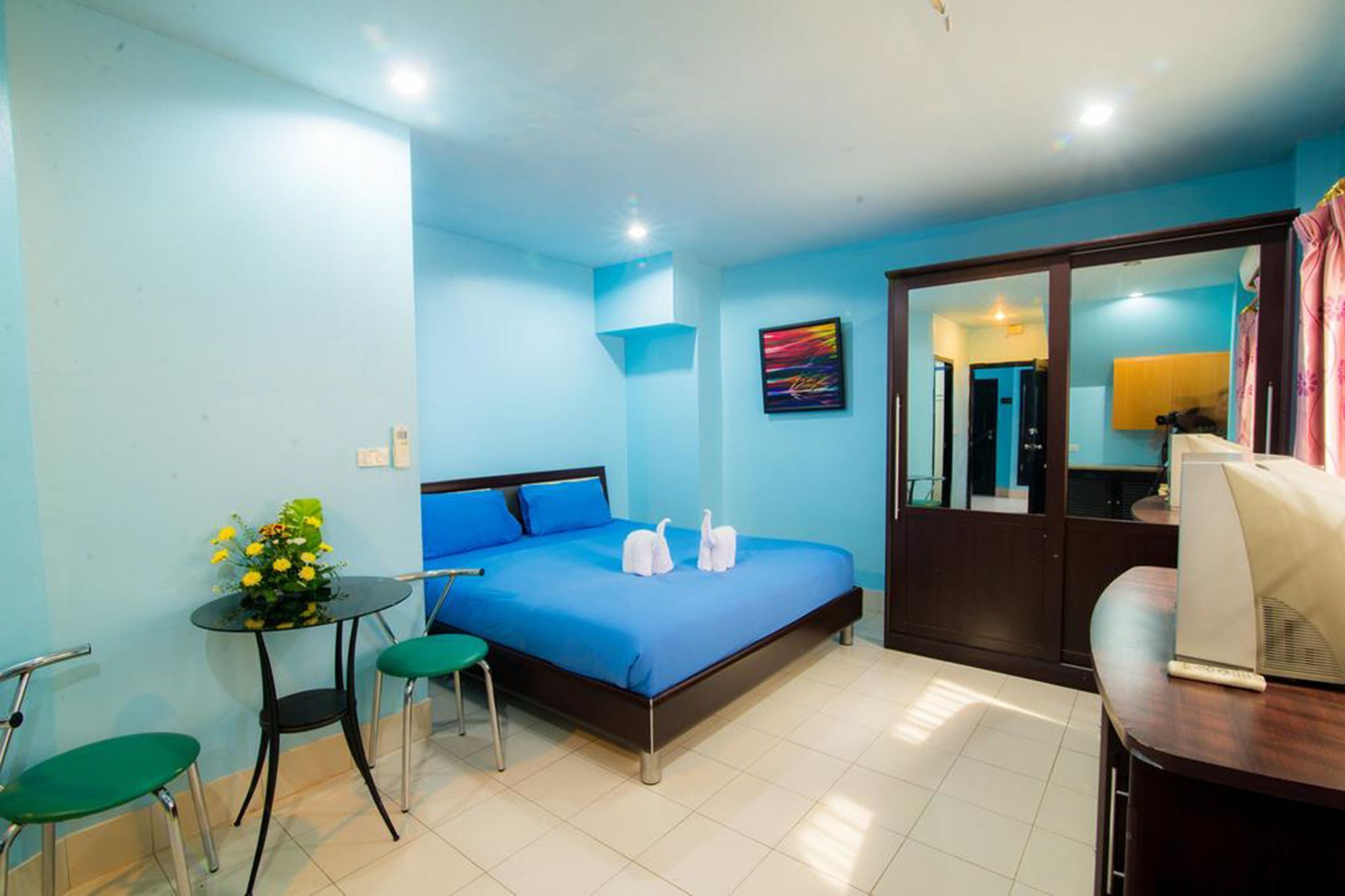 De Apartment Pattaya Bagian luar foto