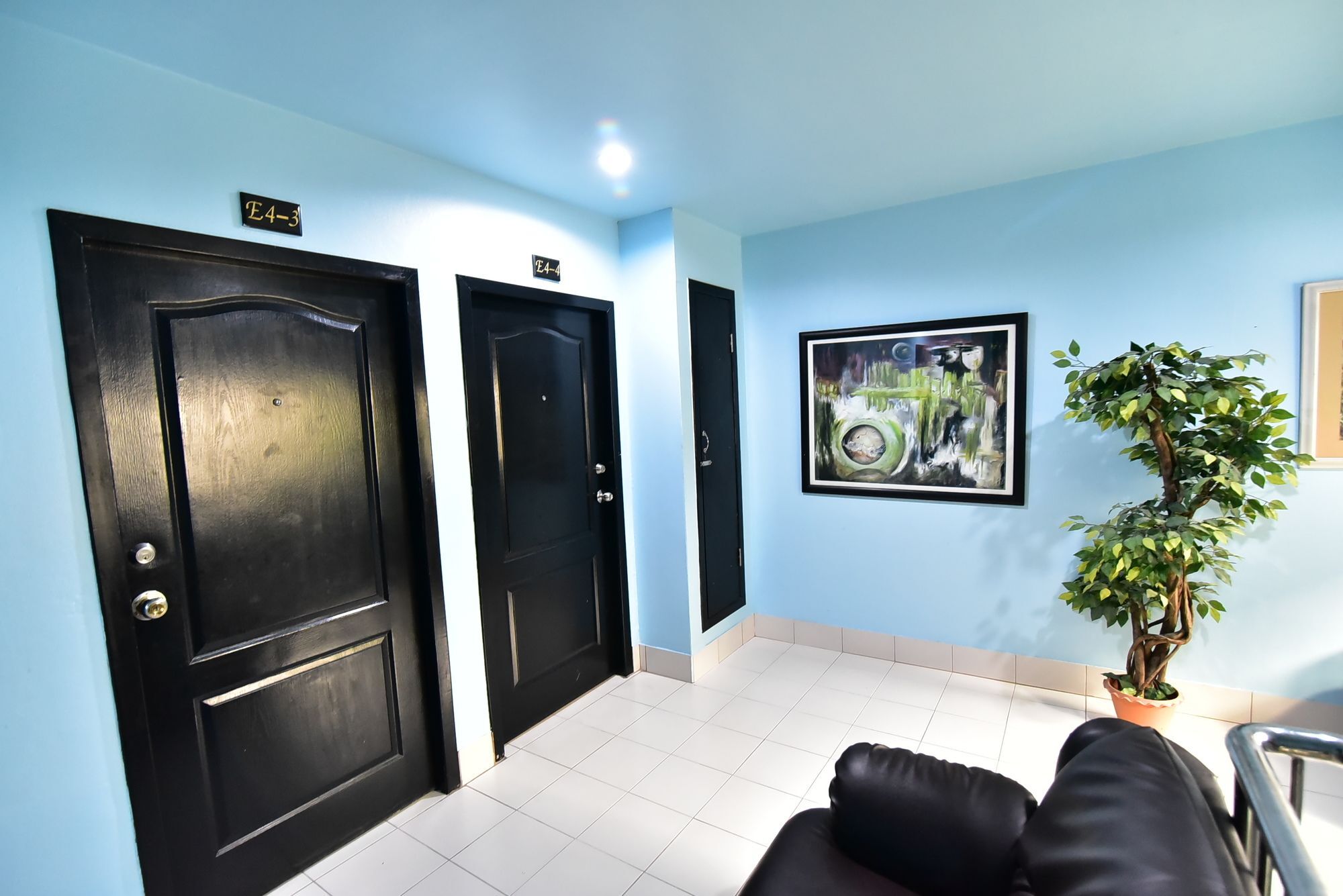 De Apartment Pattaya Bagian luar foto